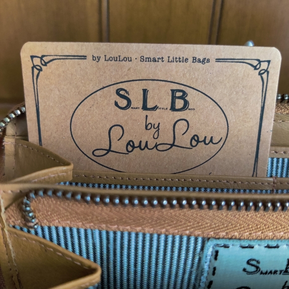 NWOT German brand "SLB by LouLou" tan, faux-suede clutch/wrist wallet - Picture 5 of 7